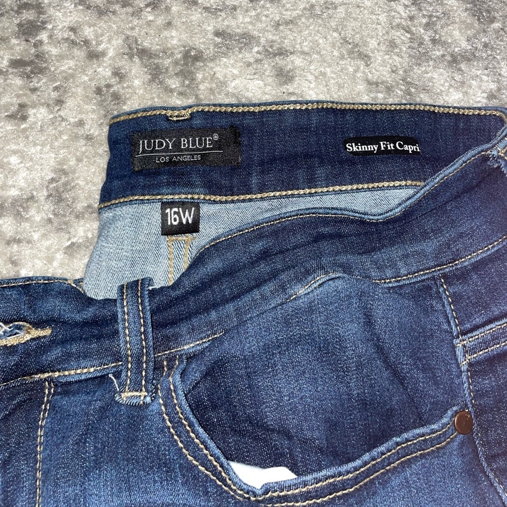Judy blue capris